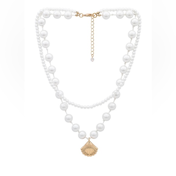 Lovers and Friends | Marni Necklace | Pearl + Shell - Picture 3 of 4